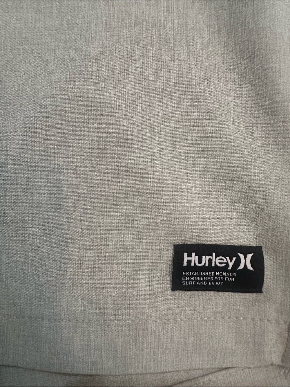 Hurley Men's Light Gray Elastic Waist Athletic Shorts - Picture 2 of 4